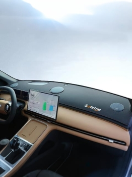 Thảm taplo Geely EX5 EMI
